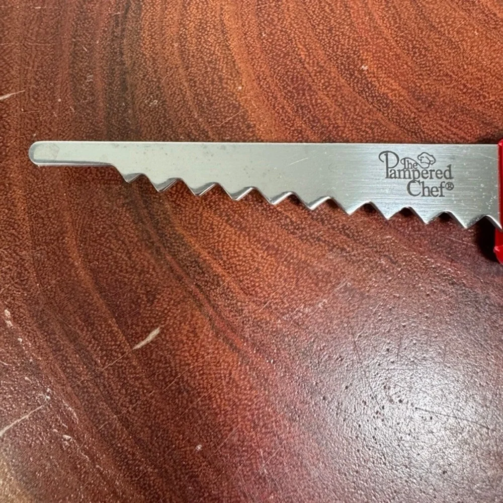 Pampered Chef Quikut Serrated Paring Knife Red Handle 5115 Stainless Steel 6.5in